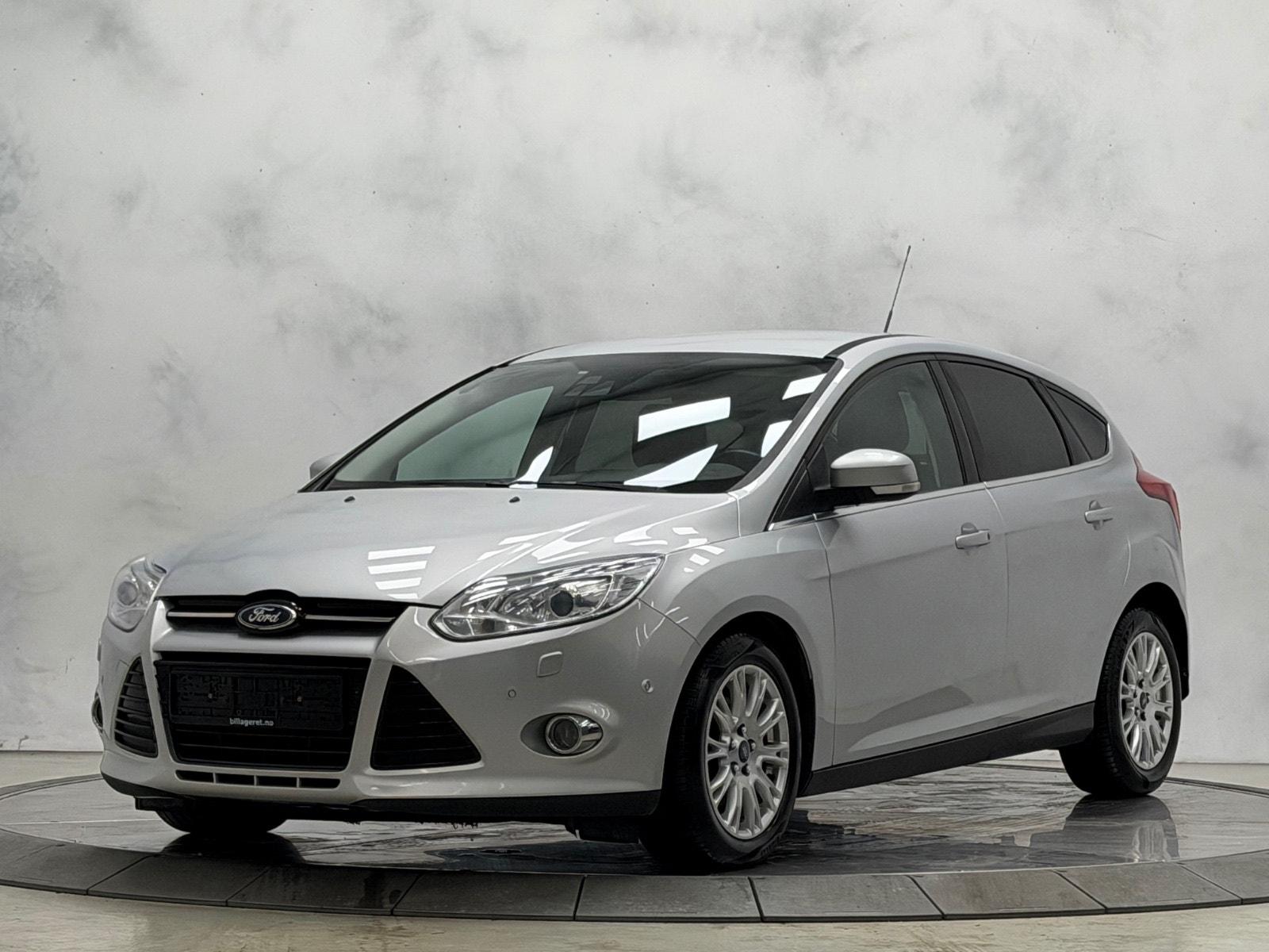 Ford Focus 3 Titanium disponibil la închiriere în Galați